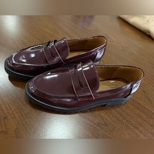 Mia amore Women's Burgundy Loafers